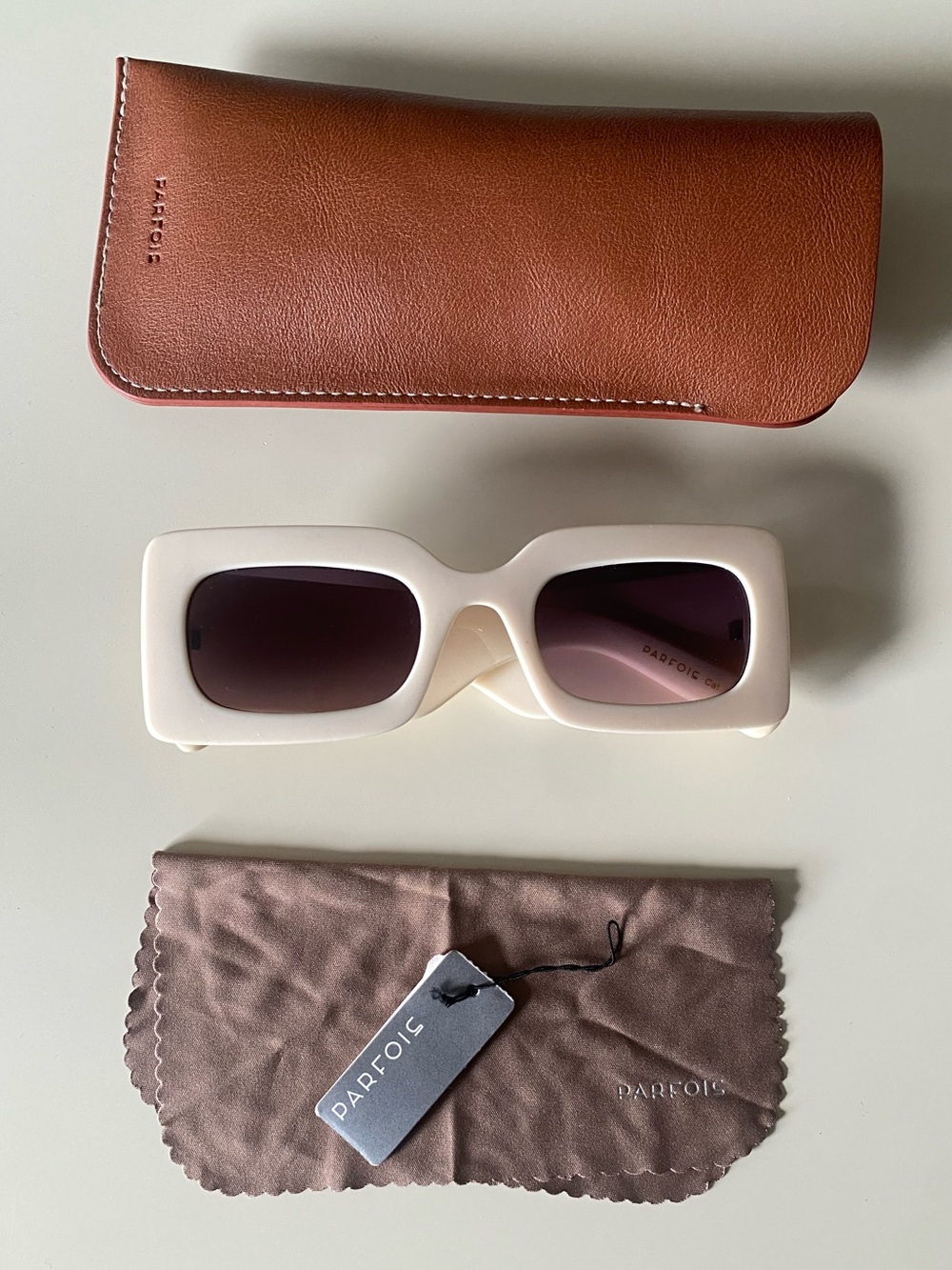 Parfois Off-White Rectangular Sunglasses - Picture 6 of 8